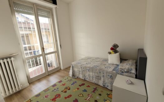 TRILOCALE COMPLETAMENTE RISTRUTTURATO, BOX – SCANZOROSCIATE